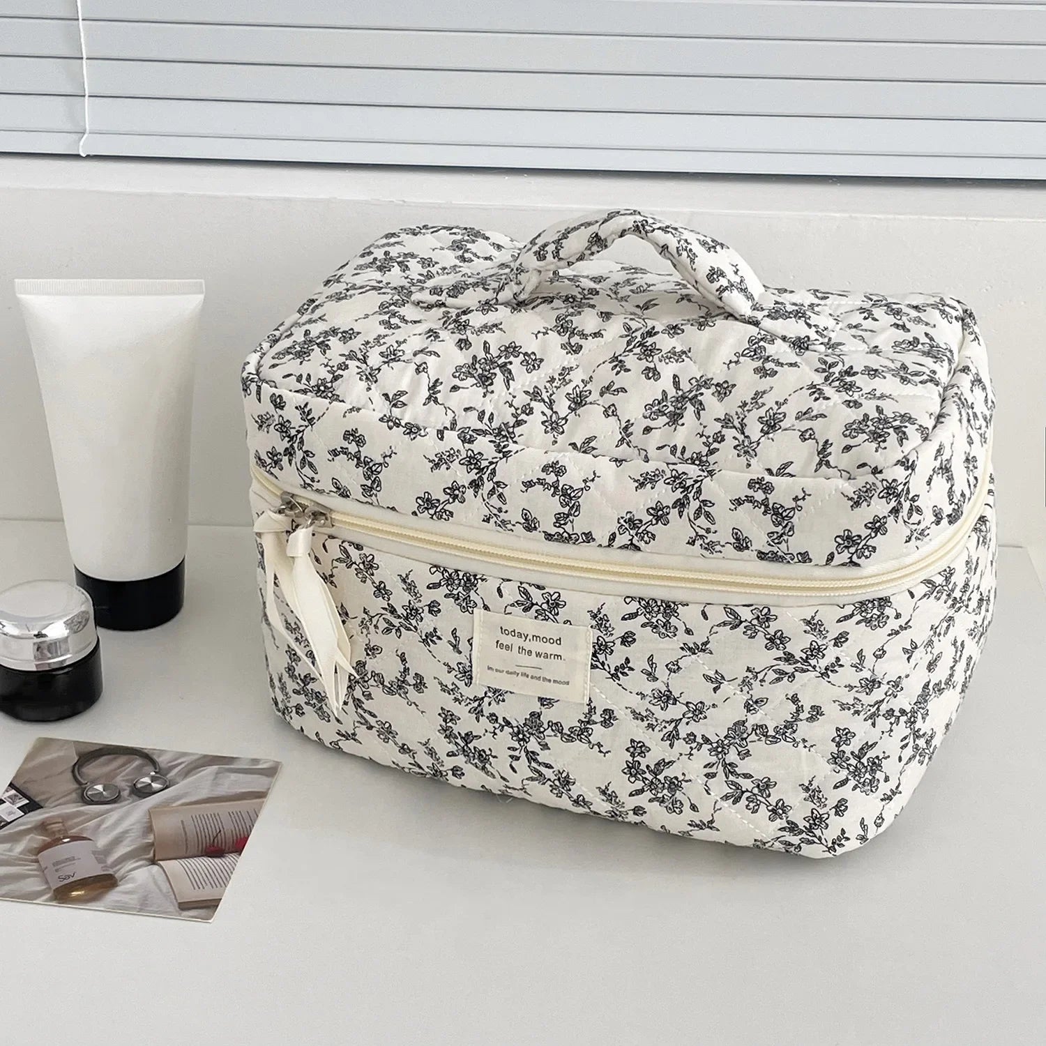 Black Floral Quilted Makeup Tote Bag – Travel Cosmetic Handbag Organizer