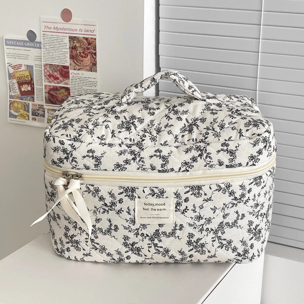 Black Floral Quilted Makeup Tote Bag – Travel Cosmetic Handbag Organizer
